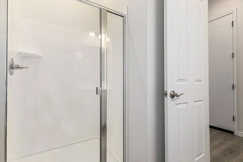 12006 W Marguerite Ave Bath6