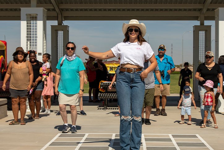 Alamar May Blog Summer Living (1)