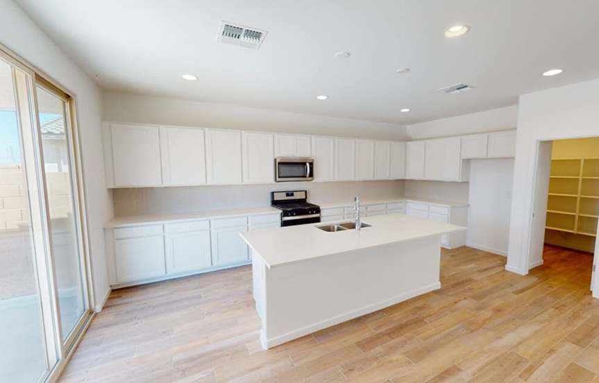 Heritage Kitchen by Brookfield Residential at Alamar in Avondale, AZ