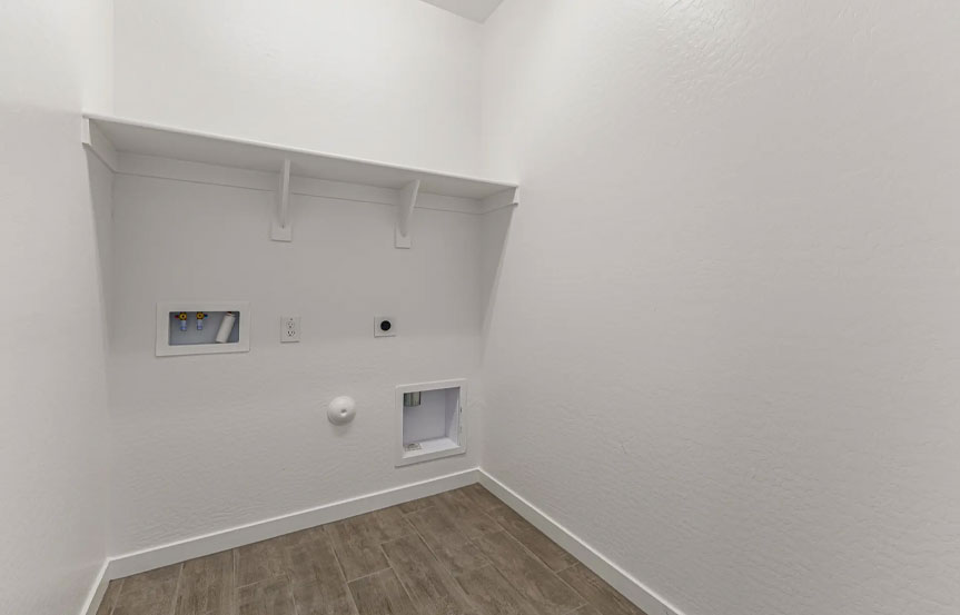 12361 W Parkway Ln Laundry