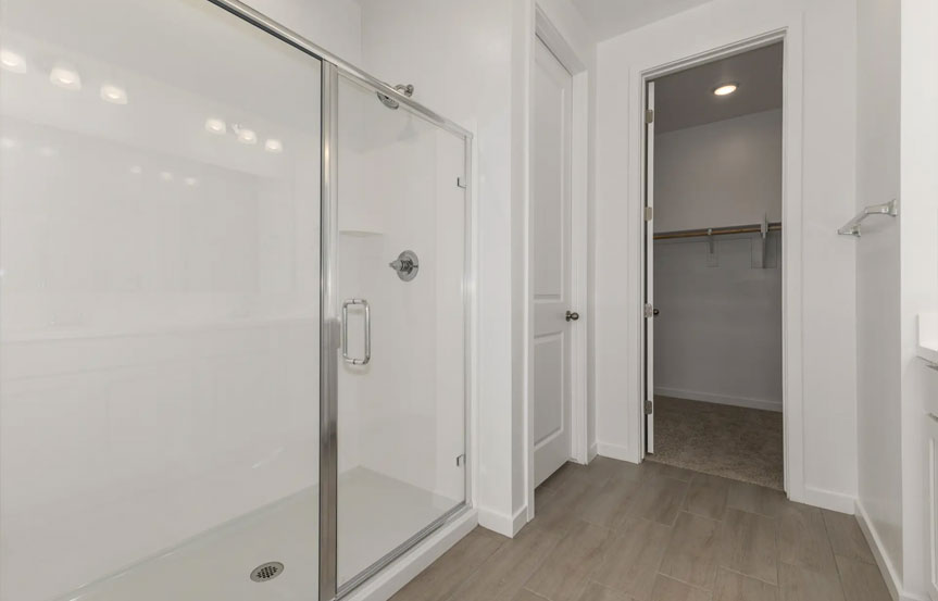 12365 W Parkway Ln Bath3