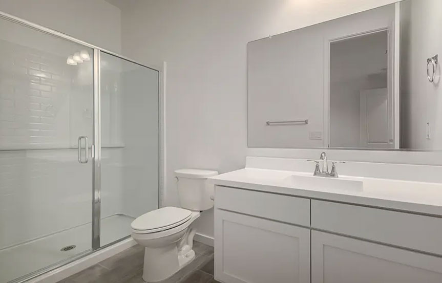 12368 W Parkway Ln Bath3