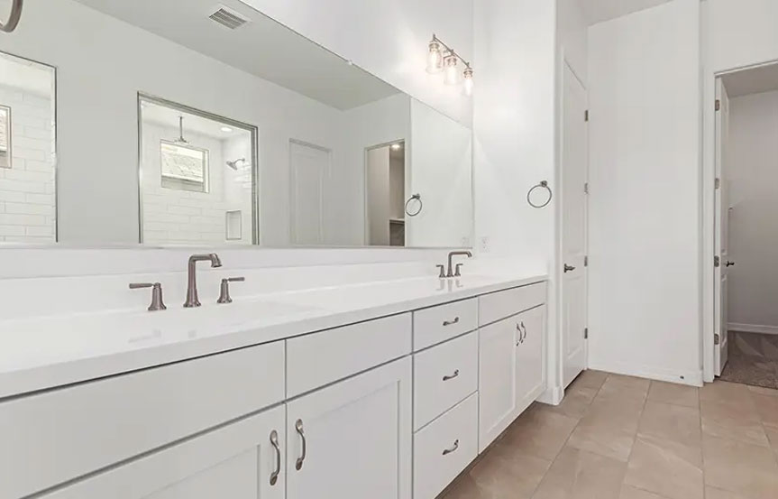 Richmond American Alamar 12012 W Parkway Ln Bath