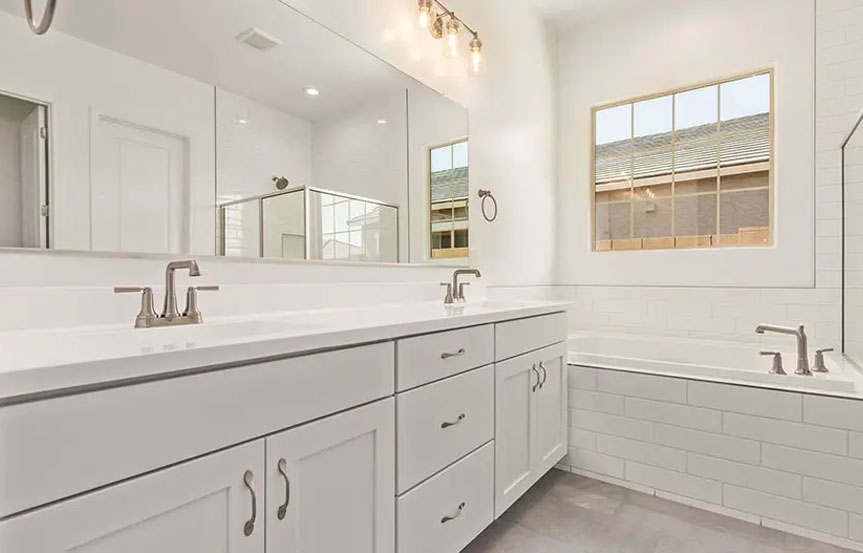 Richmond American Alamar 11949 W Parkway Ln Bath