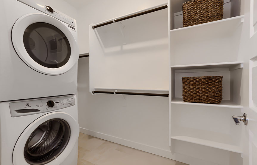 Alamar Lennar Latitude NG Closet