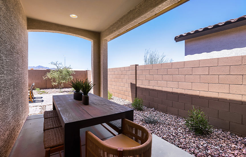 Alamar Lennar Latitude Backyard