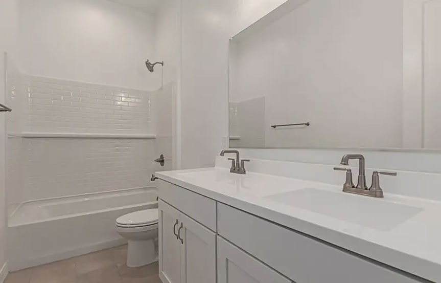 Richmond American Alamar 12012 W Parkway Ln Bath3