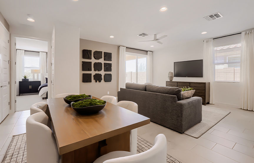 Alamar Lennar Latitude Dining