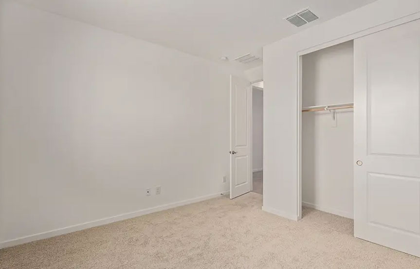 Richmond American Alamar 12358 W Margeurite Ave Bed3