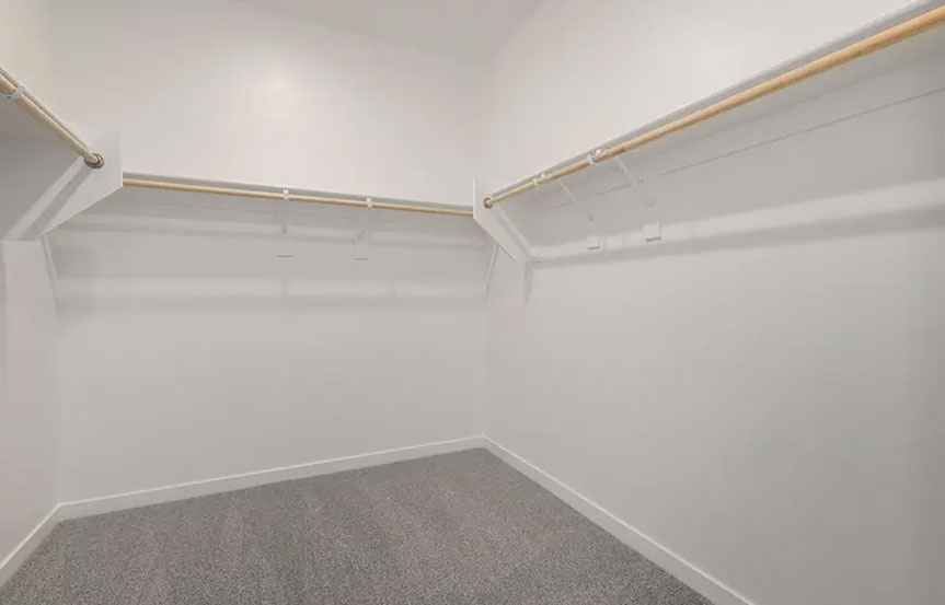 12368 W Parkway Ln Closet